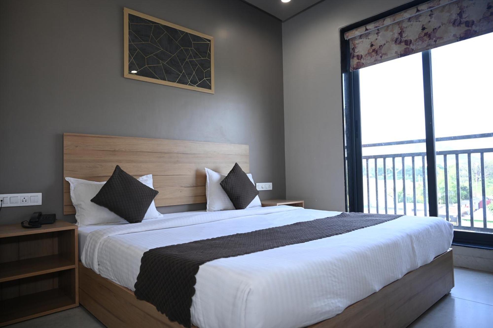 Sheer Bliss Hotel Udaipur Luaran gambar