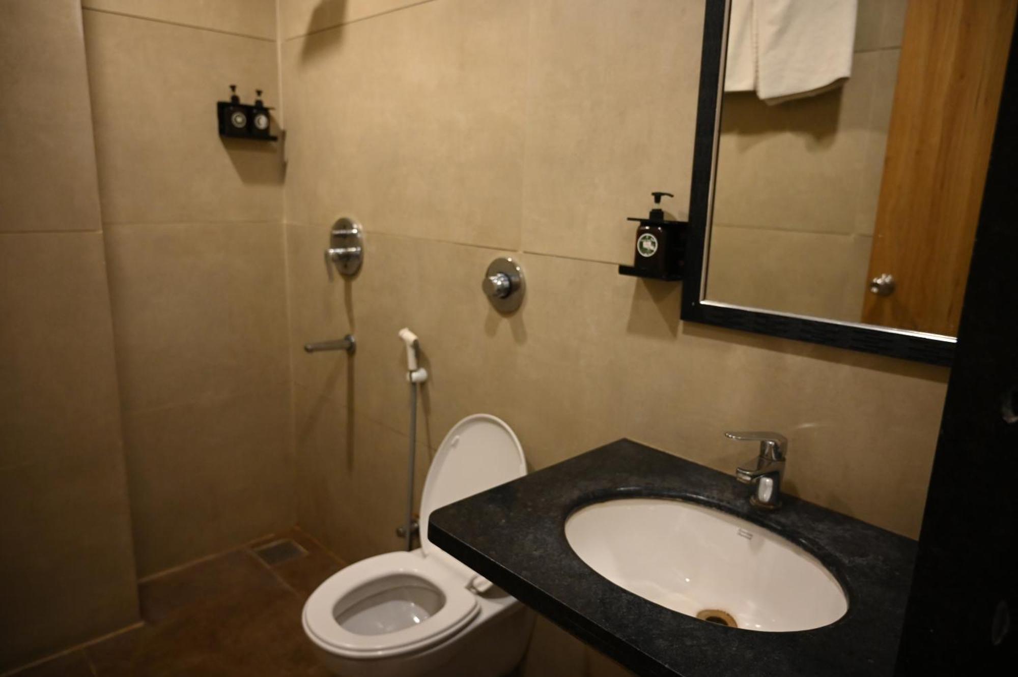 Sheer Bliss Hotel Udaipur Luaran gambar